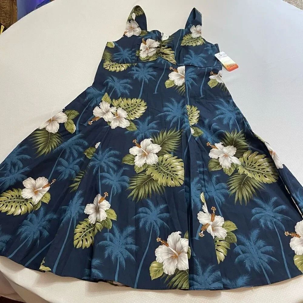 NWT Pacific Legend Hibiscus Floral VTG Y2K Hawaiian Dress Size Medium New